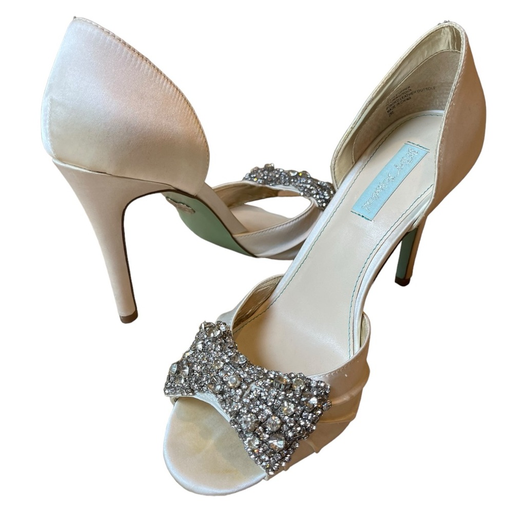 Betsey Johnson Ivory Satin Peep-Toe Heels with Crystal Bow Accent - Picture 1 of 5
